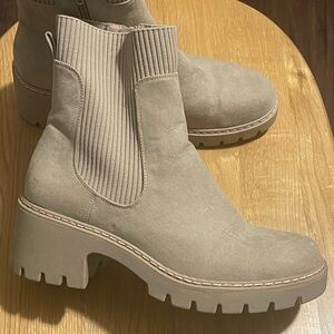 NOBO memory foam booties worn in great condition